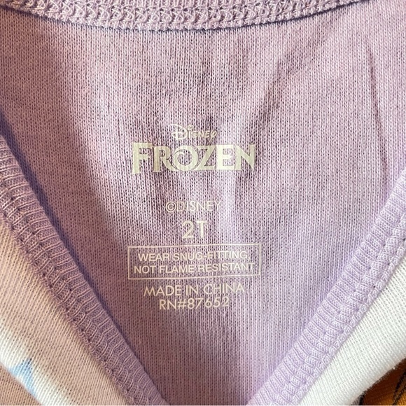 Toddlers Princess Elsa & Anna 2 Piece Pajama Tops size 2T - Picture 4 of 10